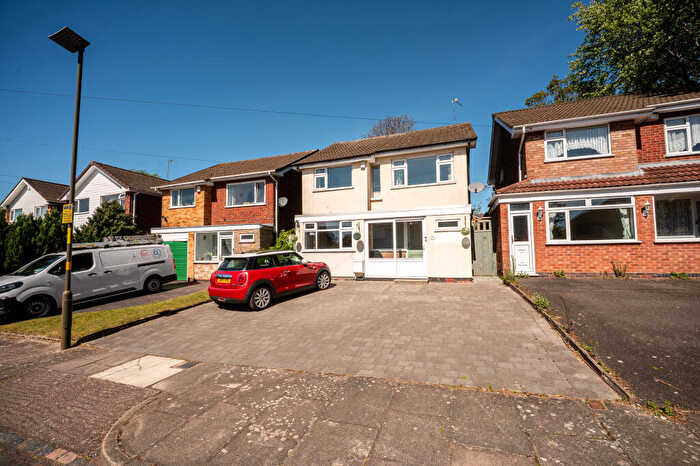 3 Bedroom Detached House For Sale In Woodway, Birmingham, B24