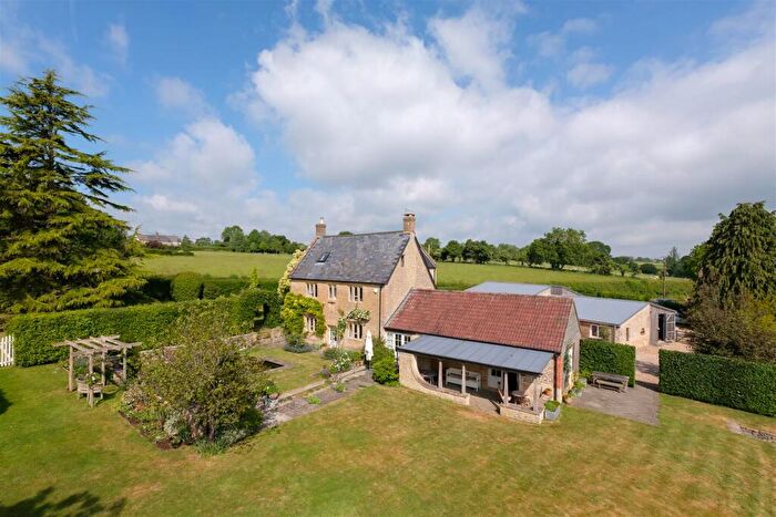 5 Bedroom Farm House For Sale In Maperton Road, Charlton Horethorne, Sherborne, DT9