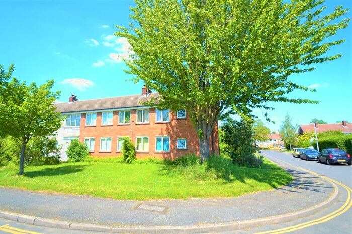 1 Bedroom Studio To Rent In Harding Way, Arbury, Cambridge, CB4