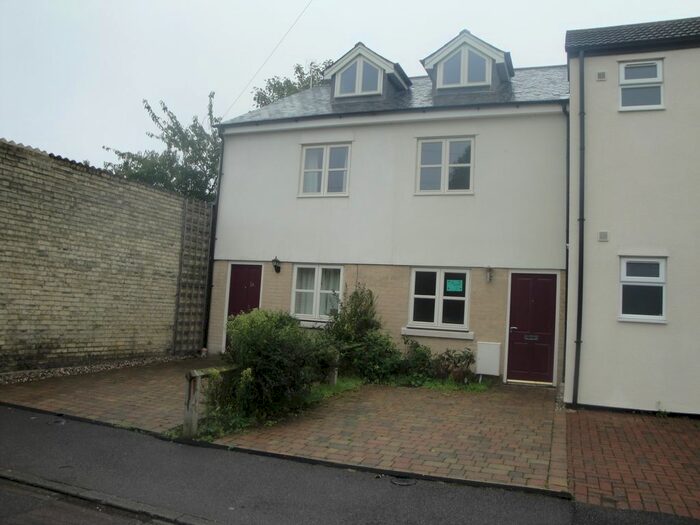 3 Bedroom Semi-Detached House To Rent In Primrose Street, Cambridge, CB4
