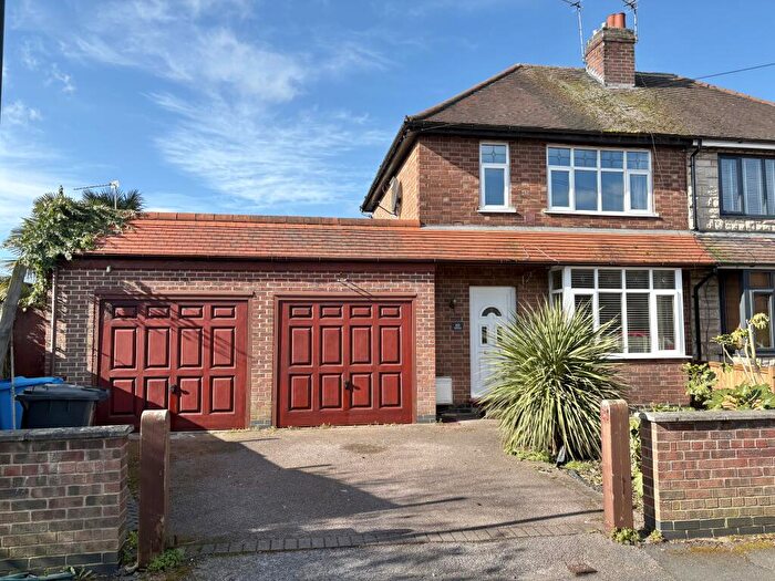 3 Bedroom Semi Detached House For Sale In Chesterfield Avenue, Long Eaton, Nottingham, NG10