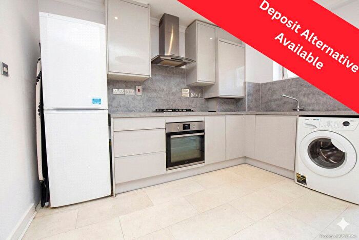 2 Bedroom Flat To Rent In Malt House Place, Brewers Gate, High Street, Romford, RM1