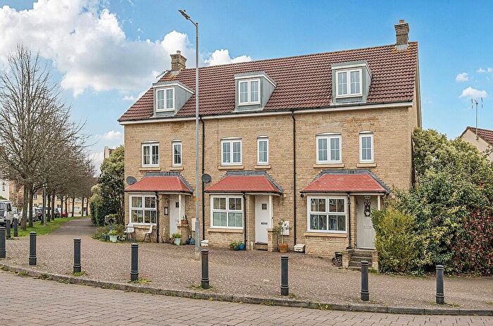 4 Bedroom Terraced House For Sale In Freestone Way, Corsham, Corsham, SN13