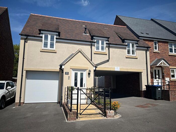 1 Bedroom End Of Terrace House For Sale In Cochran Avenue, Chippenham, SN15