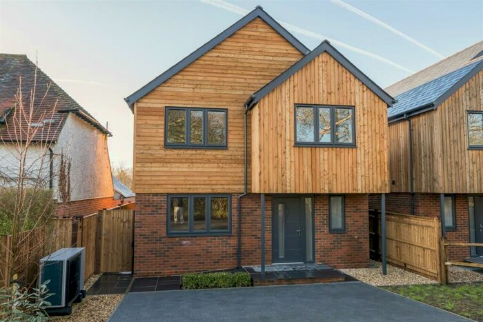 4 Bedroom Detached House For Sale In Nyewood, Petersfield, GU31