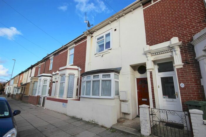 1 Bedroom Flat To Rent In Stamshaw Road, Portsmouth, PO2
