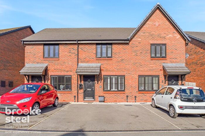 2 Bedroom Mews For Sale In Premier Way, Bury, BL8