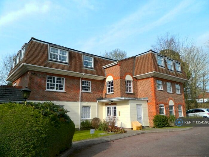 1 Bedroom Flat To Rent In Greenacres, Horsham, RH12