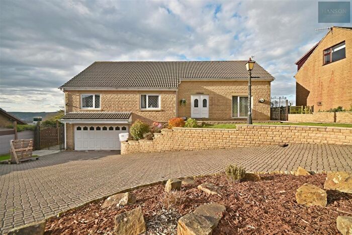 5 Bedroom Detached House For Sale In Stirling Court, Briercliffe, Burnley, BB10