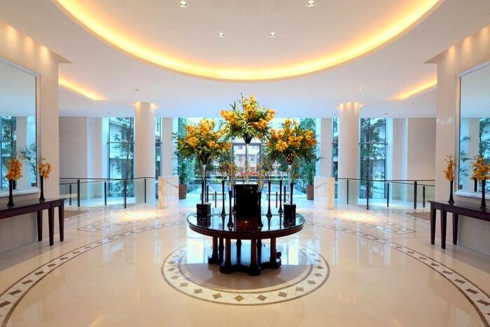 1 Bedroom Flat For Sale In The Knightsbridge Apartments, Knightsbridge, SW7