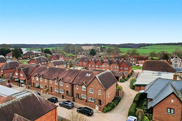 4 Bedroom Semi-Detached House For Sale In Burnham Square, Upper Froyle, Alton, Hampshire, GU34