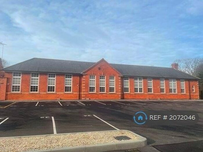 1 Bedroom Flat To Rent In Abbey Park, Worksop, S80