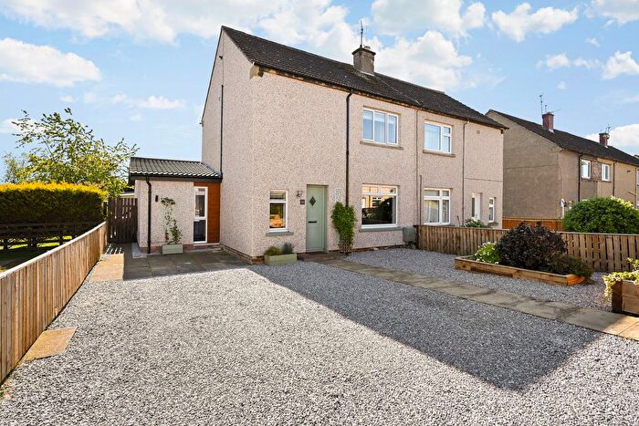 3 Bedroom Semi-Detached House For Sale In Pentland Road, Bonnyrigg, EH19