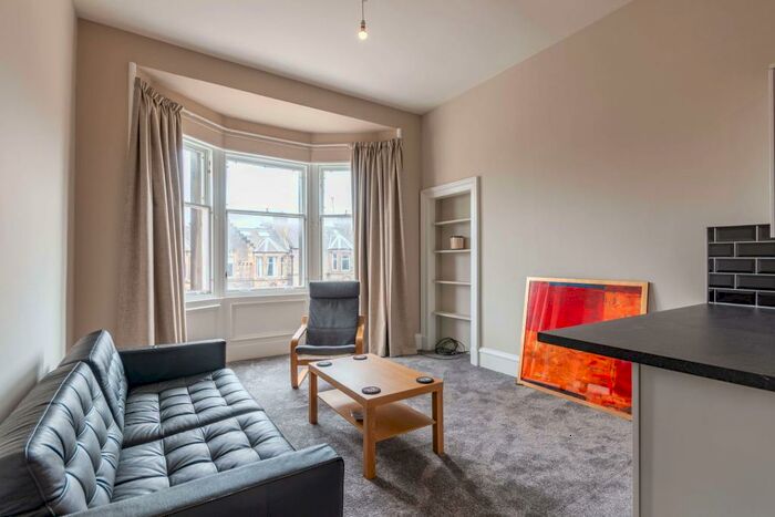 3 Bedroom Flat To Rent In Haddington Place Edinburgh United Kingdom, EH7