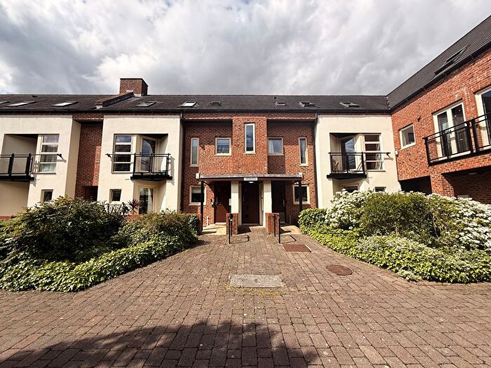 3 Bedroom Property To Rent In Lawrence Square, York, YO10