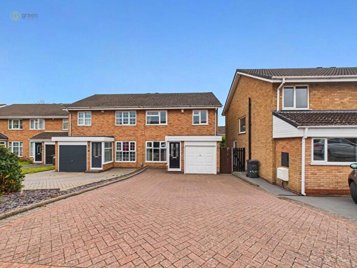 3 Bedroom Semi-Detached House For Sale In Forge Croft, Minworth, B76