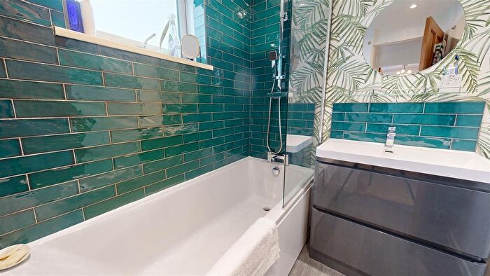 2 Bedroom Terraced House For Sale In Amelia Close, Portland, DT5