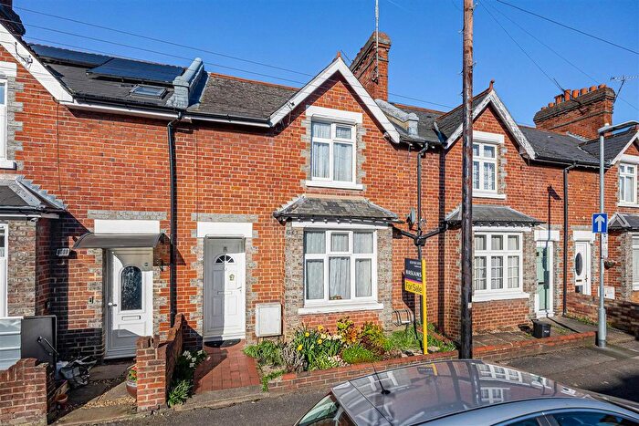 3 Bedroom Terraced House For Sale In Kings Road, Caversham, Reading, RG4