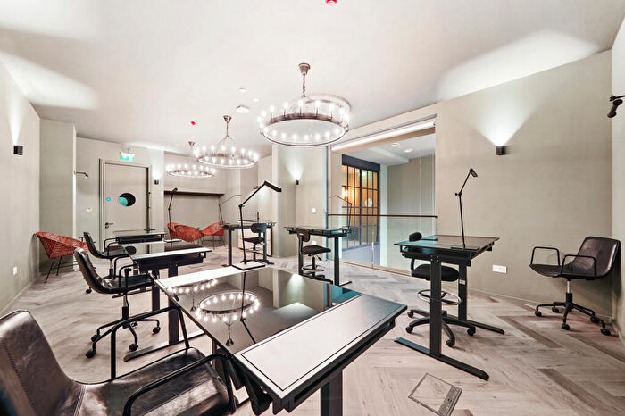 Studio To Rent In Lowlands Road, Harrow, HA1