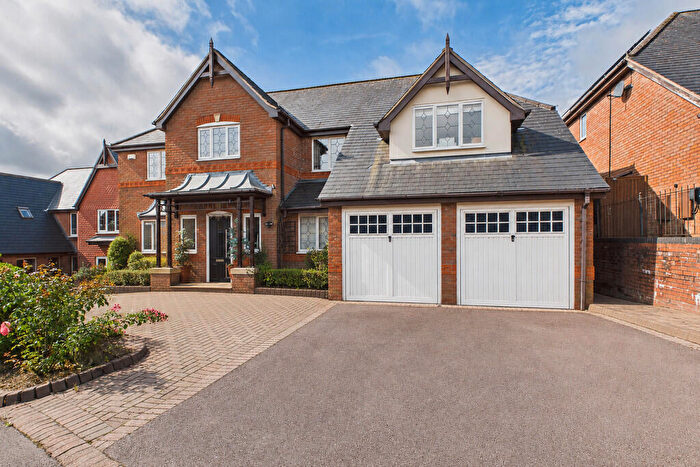 5 Bedroom Detached House For Sale In Drovers Way, Ashbourne, DE6