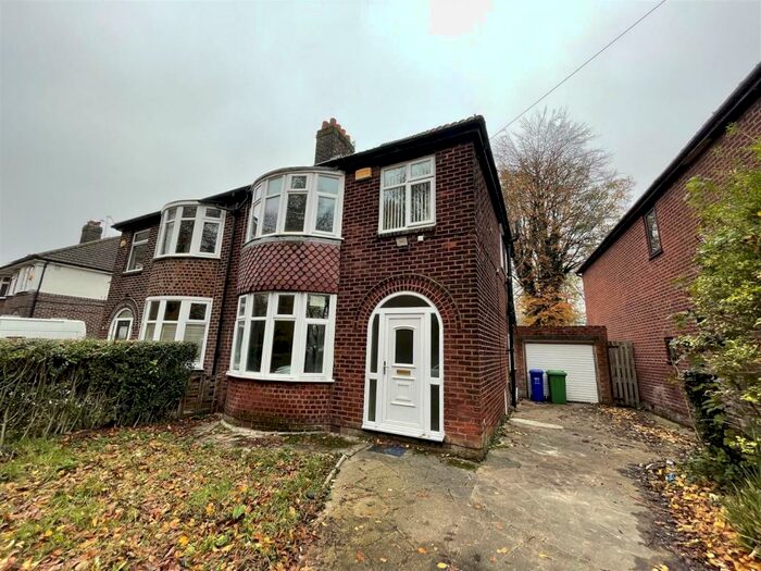 3 Bedroom Semi-Detached House To Rent In Parkville Road, Manchester, M20