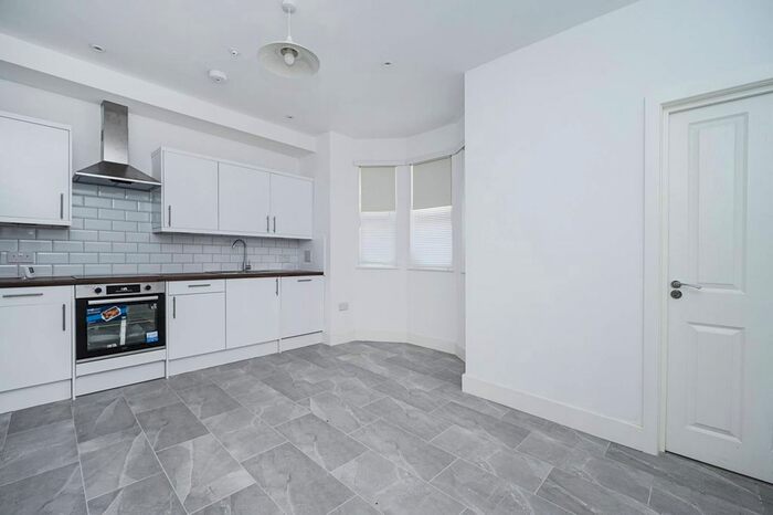 1 Bedroom Maisonette To Rent In Reighton Road, Clapton, London, E5