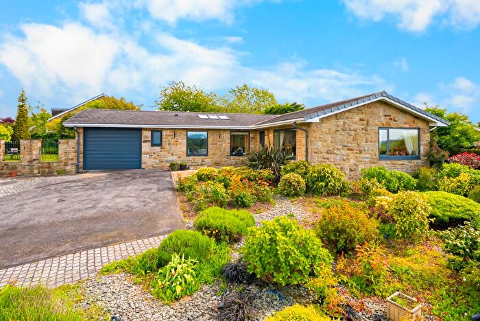 4 Bedroom Detached Bungalow For Sale In Walton Park, Pannal, HG3