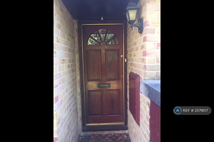 1 Bedroom Maisonette To Rent In Abenberg Way, Brentwood, CM13