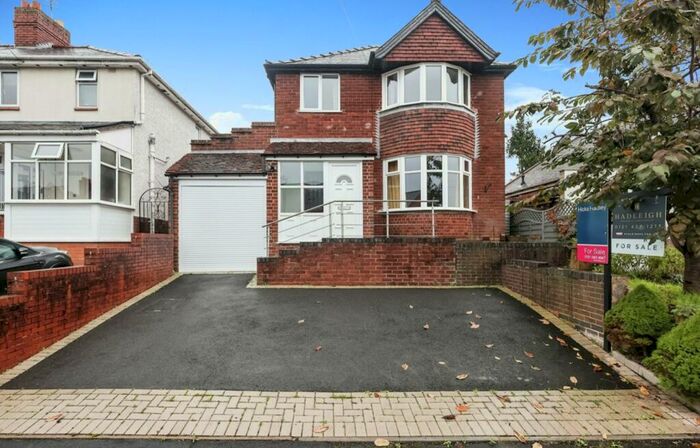 3 Bedroom House To Rent In Highfield Crescent, Rowley Regis, B65