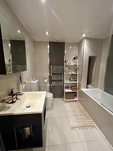 2 Bedroom Flat To Rent In Crescent Road, Crouch End, N8