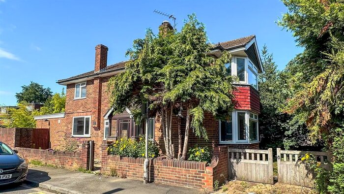 4 Bedroom Property To Rent In Westmount Centre, Uxbridge Road, Hayes, UB4