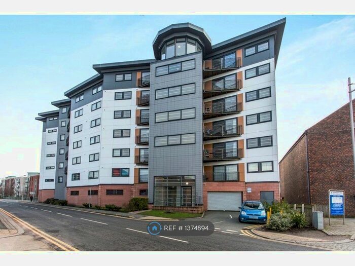 2 Bedroom Flat To Rent In Hall Street, St. Helens, WA10