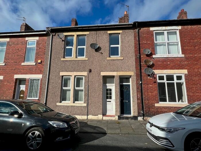 3 Bedroom Flat To Rent In Morpeth Terrace, North Shields, NE29