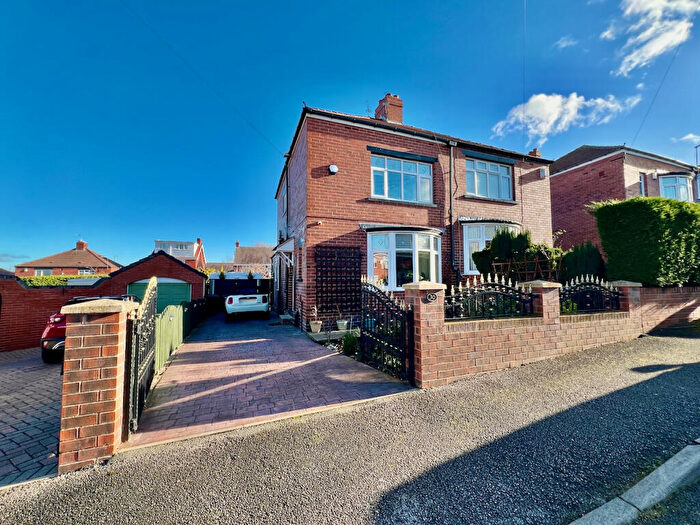 2 Bedroom Semi-Detached House For Sale In Queensway, Gawber, S75