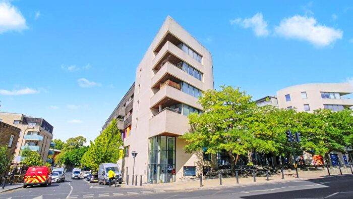 1 Bedroom Flat For Sale In Flat, Hillside, Stonebridge Park, London, NW10