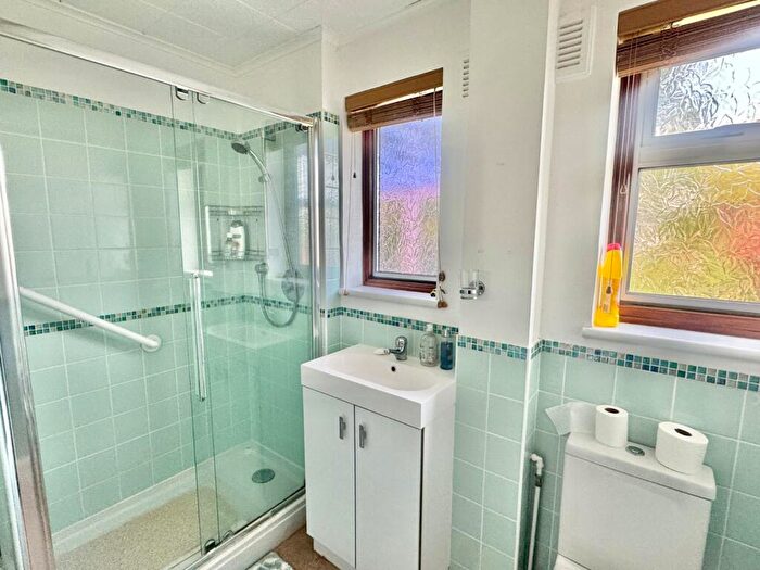 2 Bedroom Bungalow For Sale In Bybrook Way, Sandgate, Folkestone, Kent, CT20