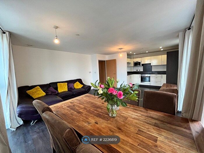 2 Bedroom Flat To Rent In Venice Corte, London, SE13