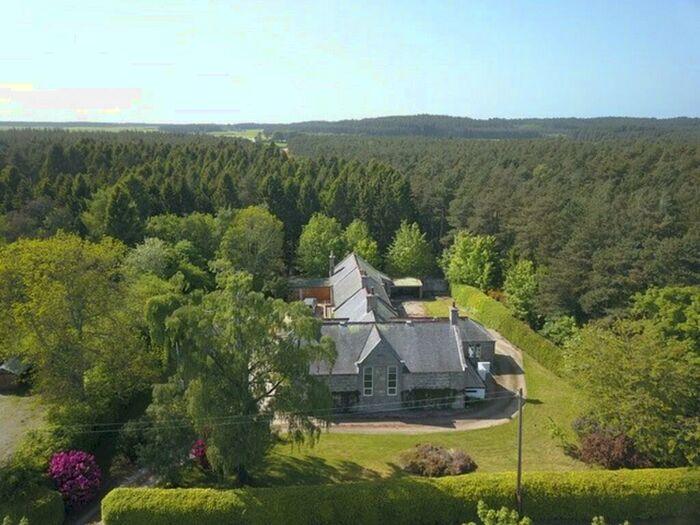 5 Bedroom Detached House For Sale In The Old School, Balnacoul, Fochabers, Moray, IV32