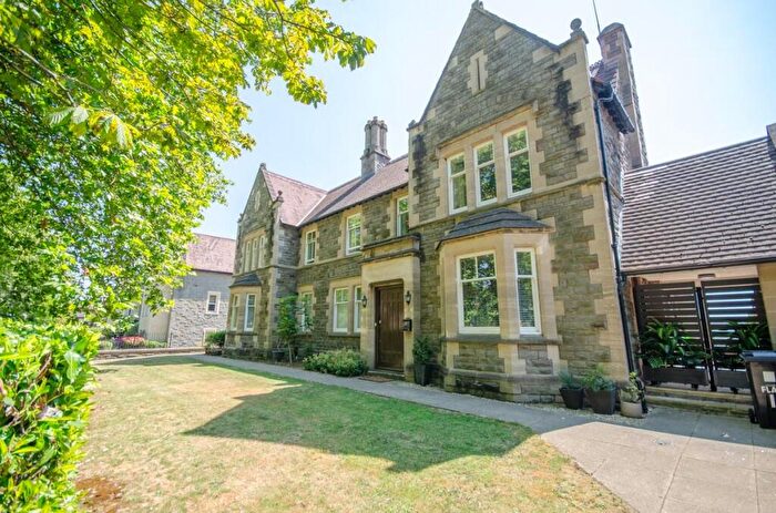 3 Bedroom Apartment For Sale In Broad Street, Staple Hill, Bristol, BS16
