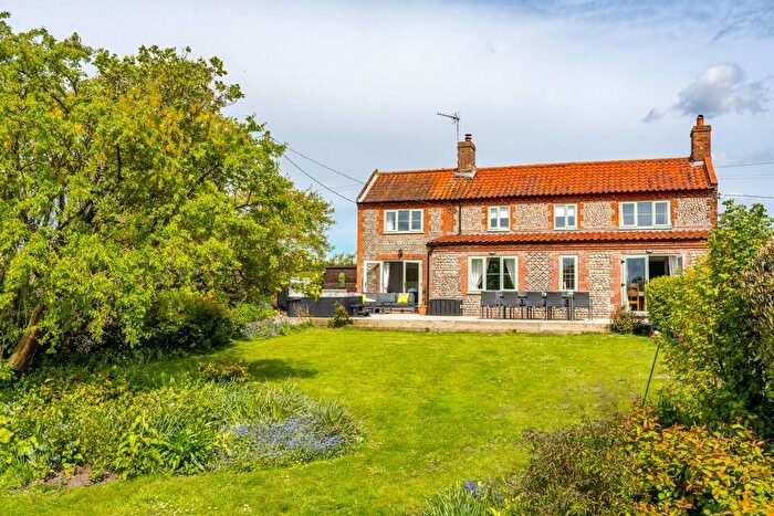 5 Bedroom Detached House For Sale In Thorpe Road, Southrepps, Norfolk, NR11