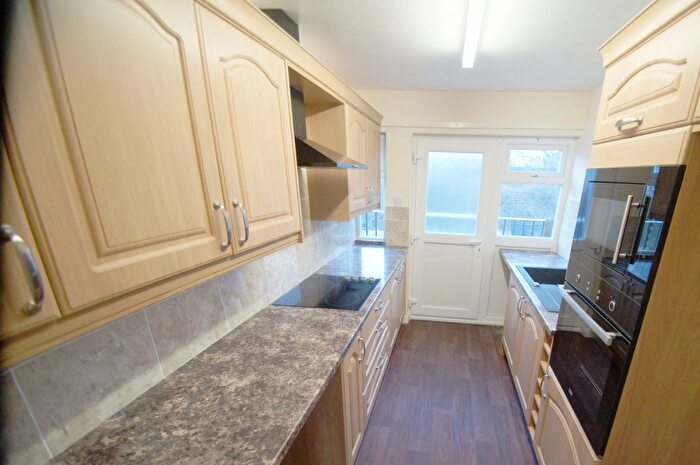 2 Bedroom Maisonette To Rent In Hewitt Avenue, Coventry, CV6