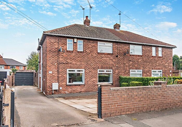 3 Bedroom Semi-Detached House For Sale In West Acres, Knottingley, West Yorkshire, WF11