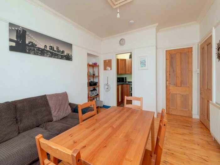 2 Bedroom Flat For Sale In High Street, Musselburgh, EH21