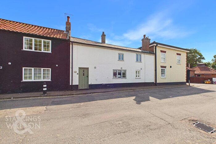 3 Bedroom Terraced House For Sale In Fen Lane, Beccles, NR34