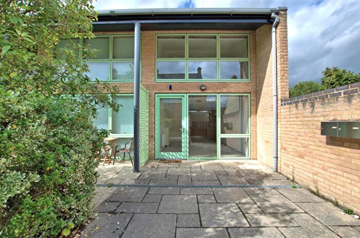 2 Bedroom Semi-Detached House To Rent In Acorn Court, Ditton Walk, CB5