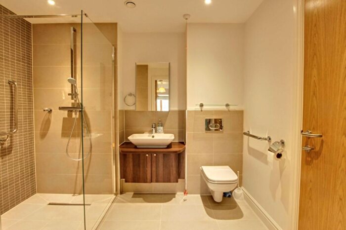 1 Bedroom Retirement Property For Sale In Kleinwort Close, Hurst Place, RH16