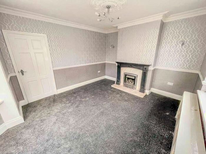 3 Bedroom Semi-Detached House To Rent In Victoria Street, Brierley Hill, DY5