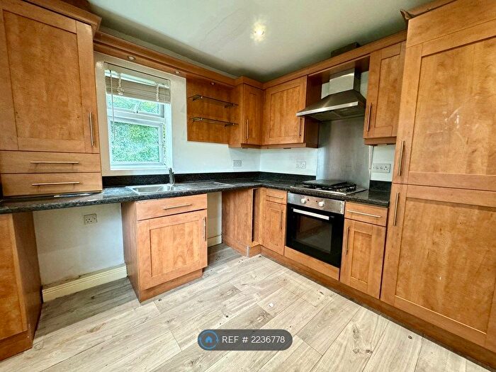 3 Bedroom Flat To Rent In The Ladle, Middlesbrough, TS4