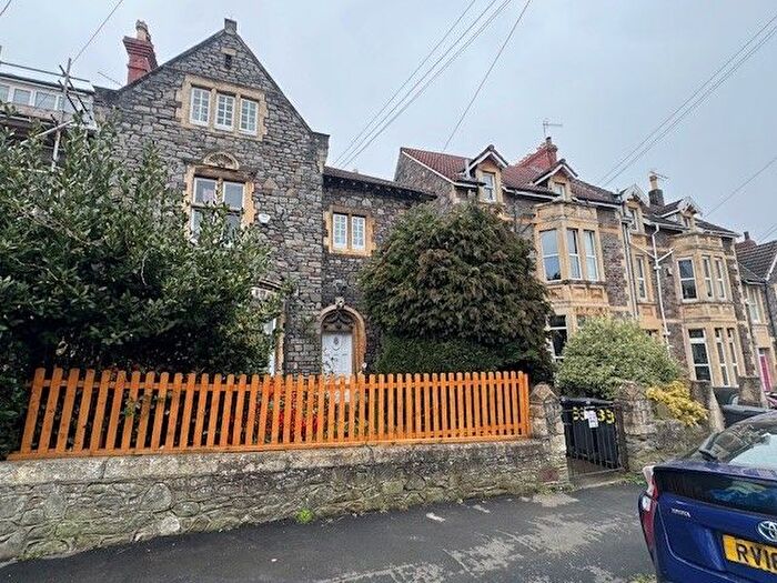 1 Bedroom Flat To Rent In Trelawney Road, Bristol, BS6