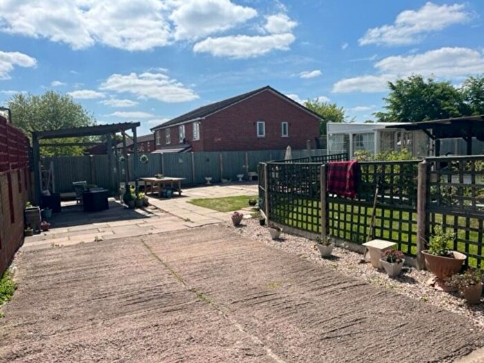 2 Bedroom Detached Bungalow For Sale In Glascote Road, Glascote, B77